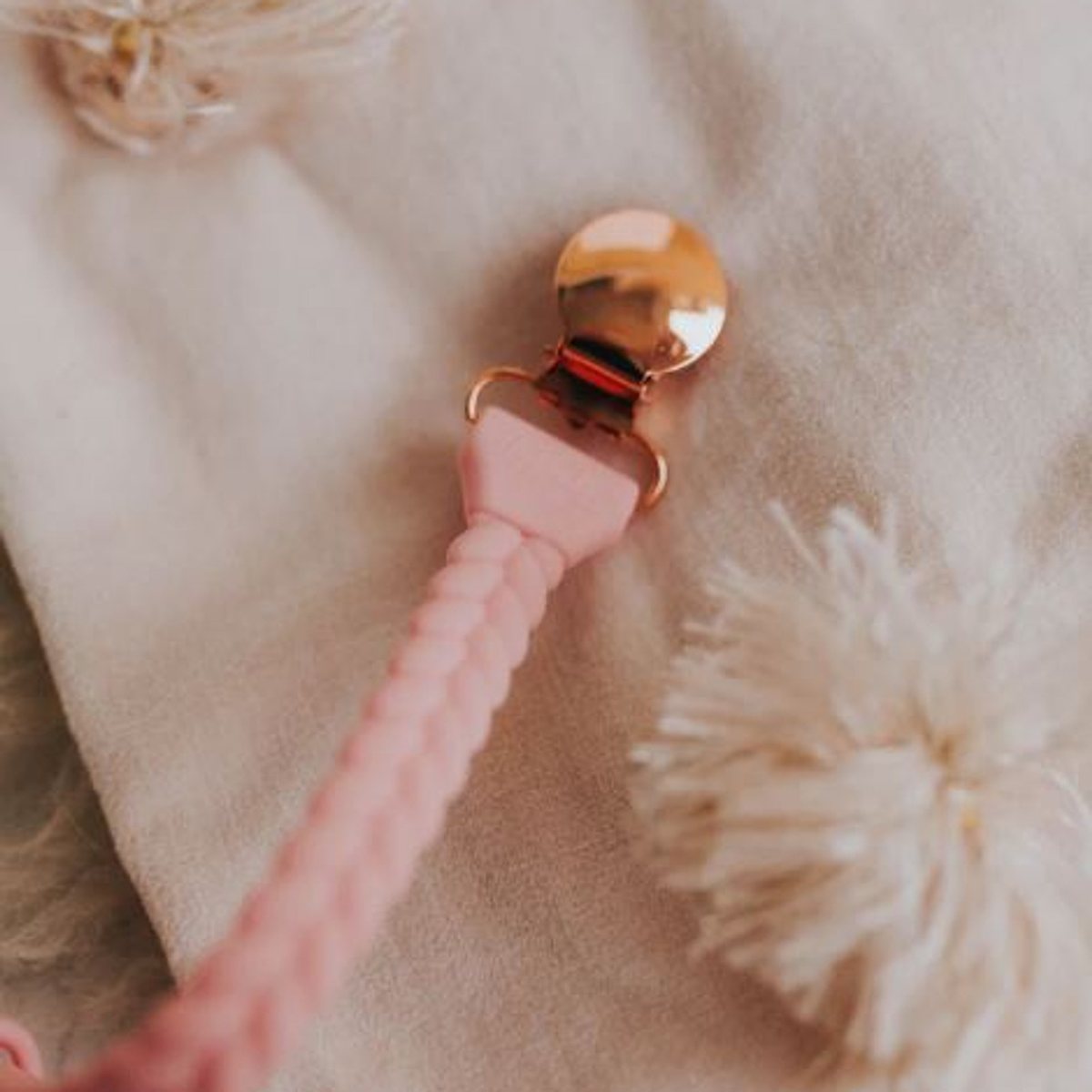 Sweetie Strap™ Pacifier Clip - Baby Pink
